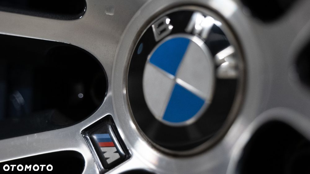 BMW Seria 5 530i xDrive mHEV M Sport sport - 19