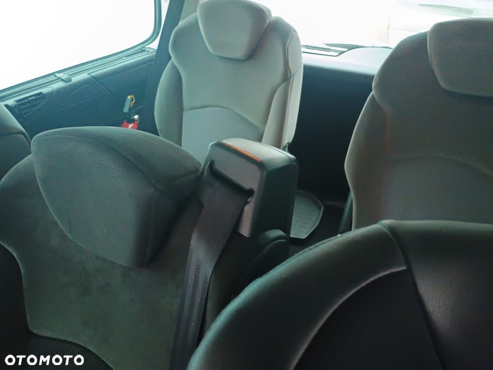 Citroën C8 HDi 135 Selection - 7