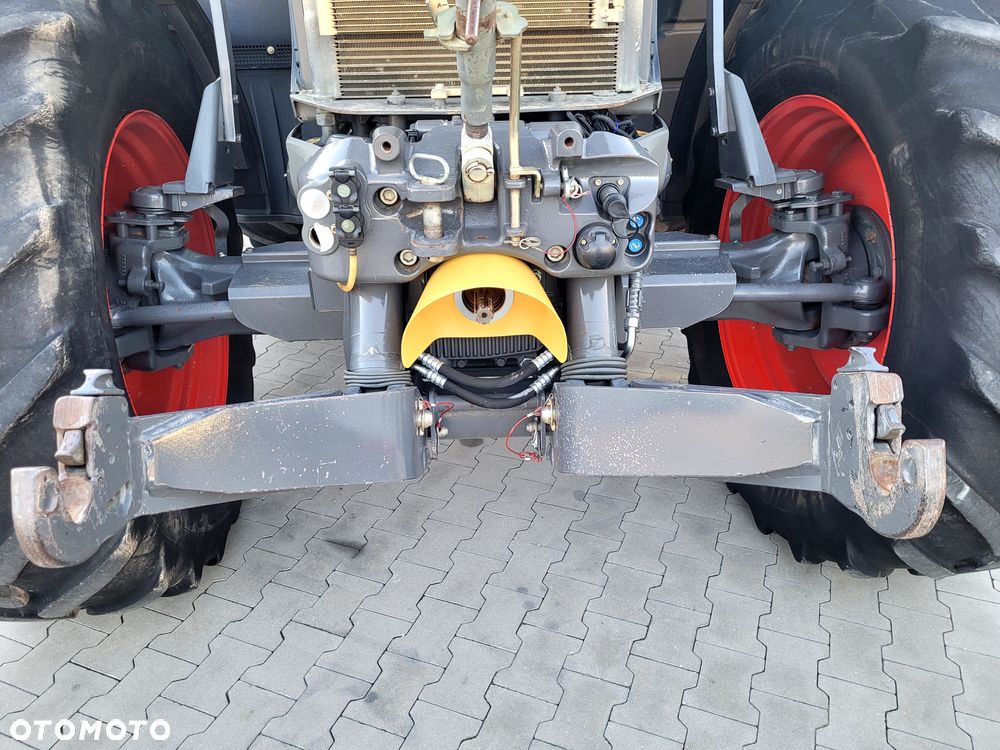 Fendt 824 VARIO Profi Plus SCR - 38