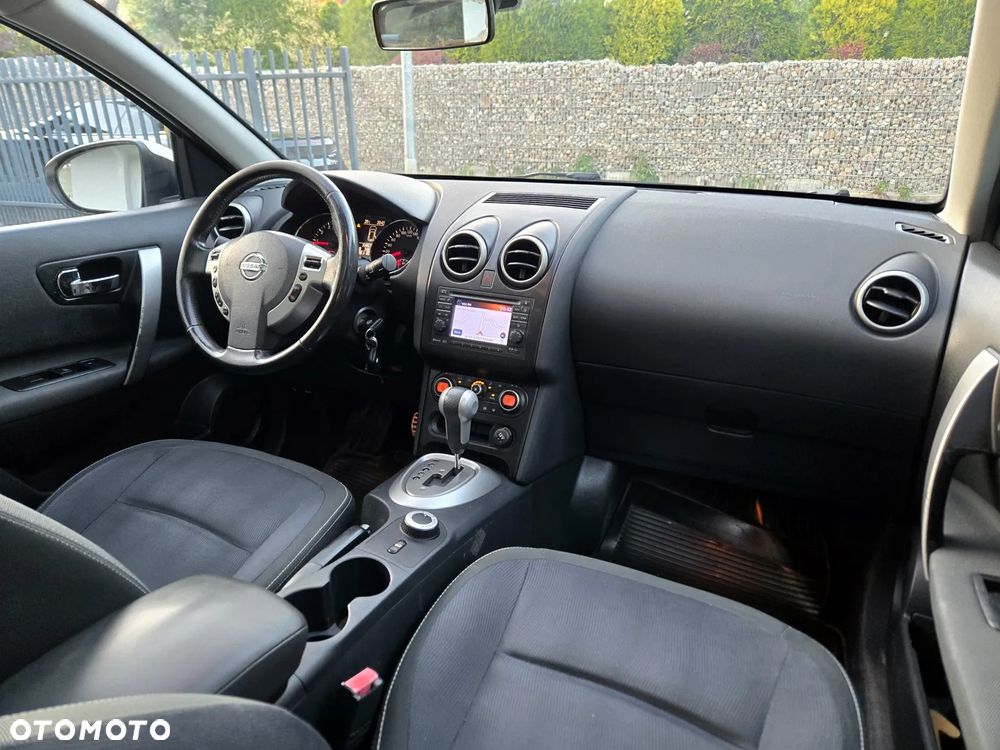 Nissan Qashqai+2 - 6