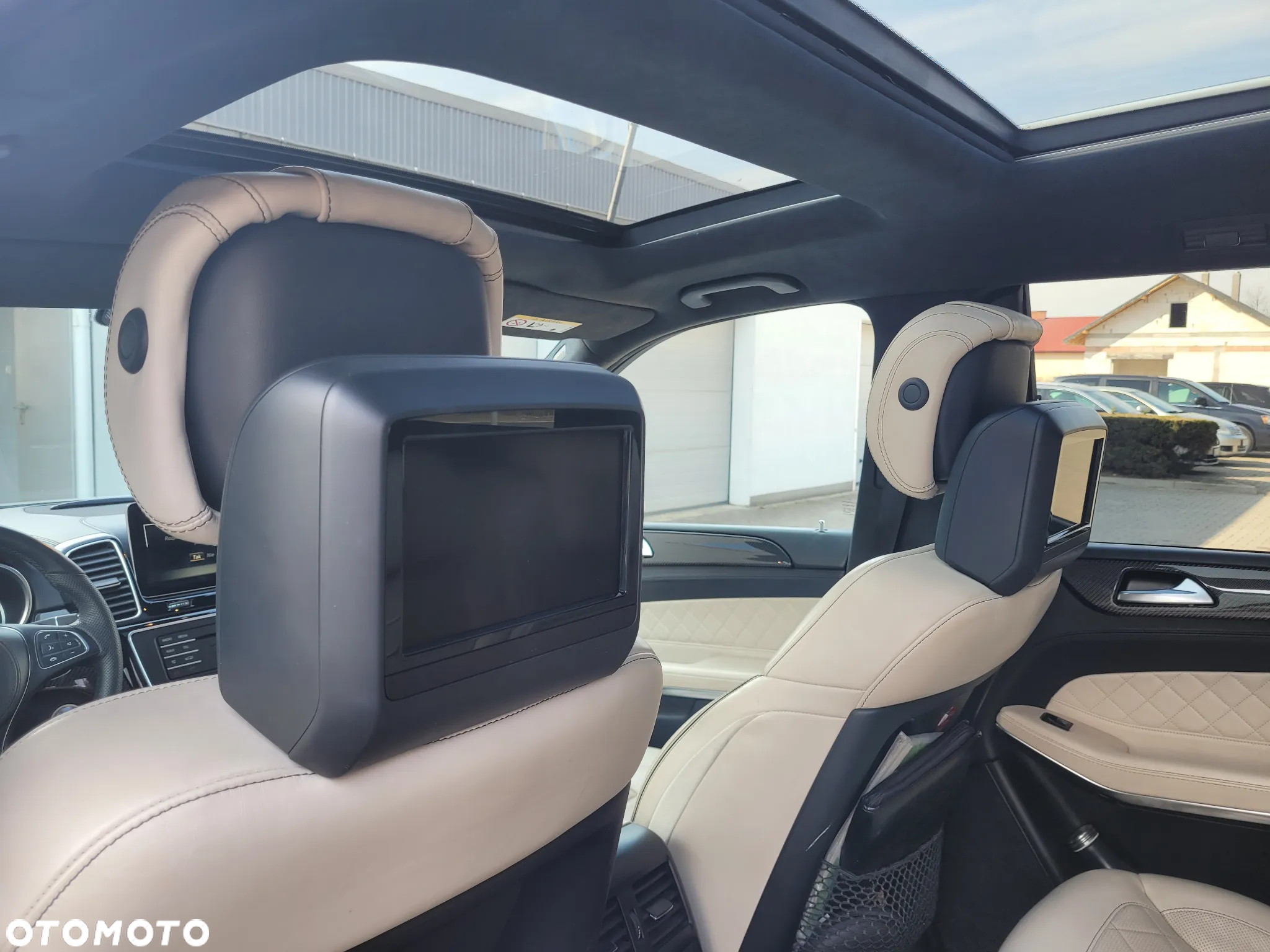 Mercedes-Benz GLS 500 4-Matic - 13