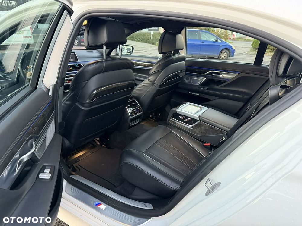 BMW Seria 7 750Li xDrive Edition Exclusive - 9