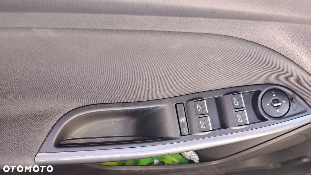 Ford Focus 1.6 TDCi DPF Start-Stopp-System Titanium - 11