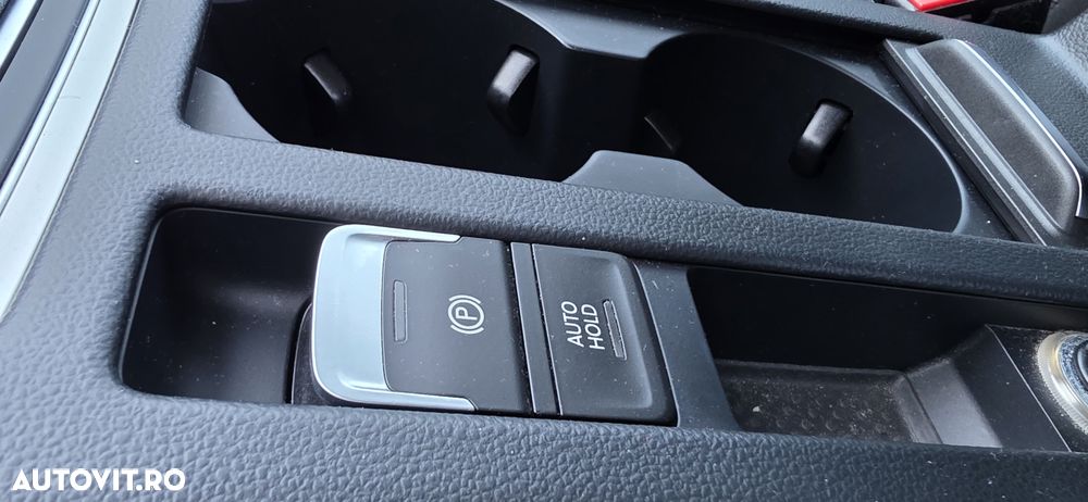 Volkswagen Passat 1.4 TSI ACT (BlueMotion Technology) Comfortline - 31