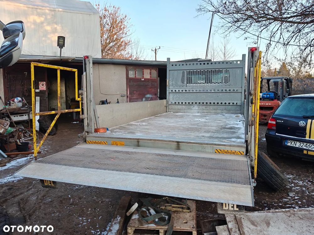 SKRZYNIA ŁADUNKOWA PAKA WINDA SPRINTER MASTER IVECO - 3