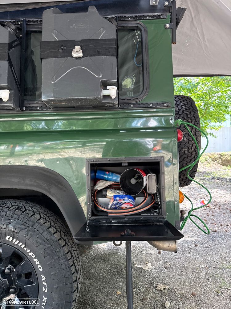 Land Rover Defender 110 2.5 Td5 E — fotografia 17