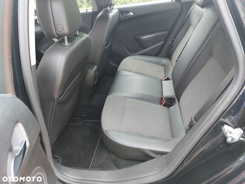 Opel Astra 1.7 CDTI DPF Cosmo - 16