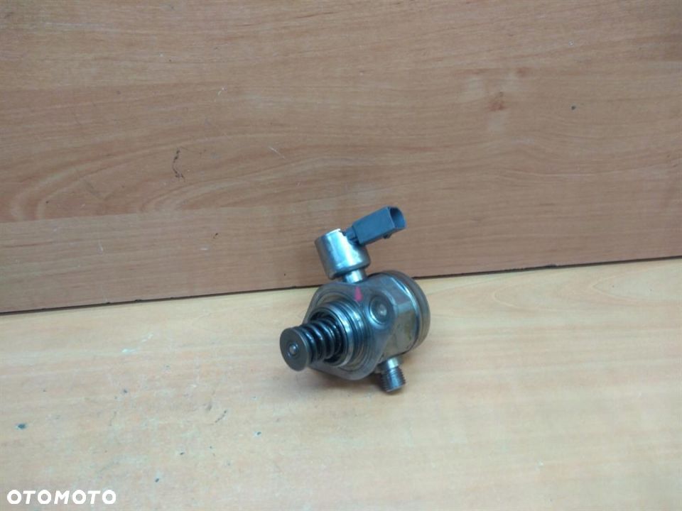 POMPA PALIWA WTRYSKOWA BMW X5 E70 4.4 7595339 - 3