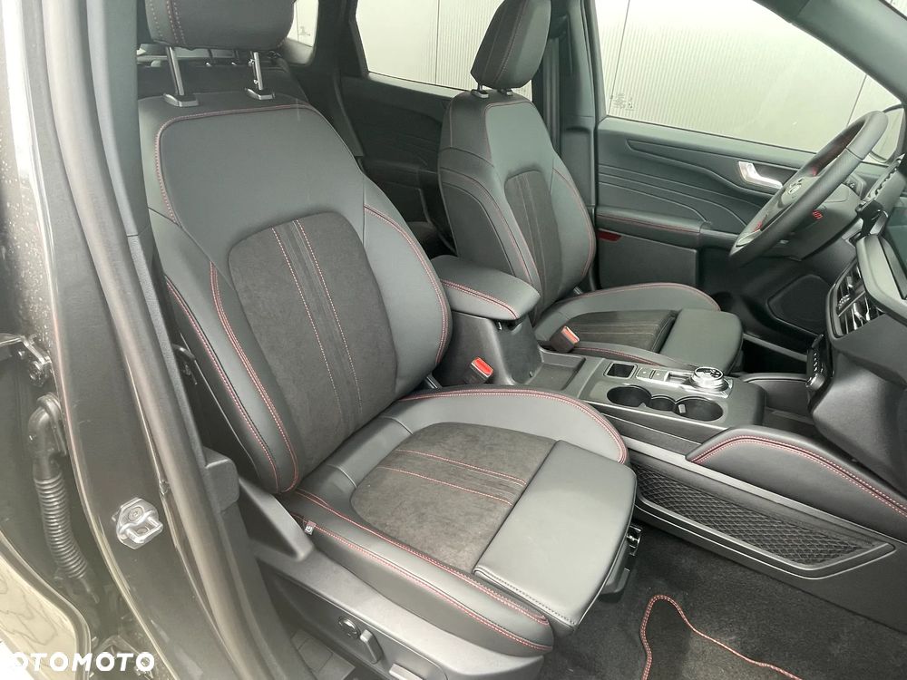 Ford Kuga 2.5 FHEV FWD ST-Line X eCVT - 18