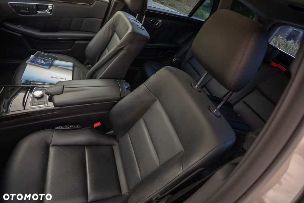 Mercedes-Benz Klasa E 350 CDI DPF 4Matic BlueEFFICIENCY 7G-TRONIC Avantgarde - 18