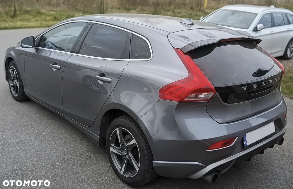 Volvo V40 D3 Geartronic RDesign - 3