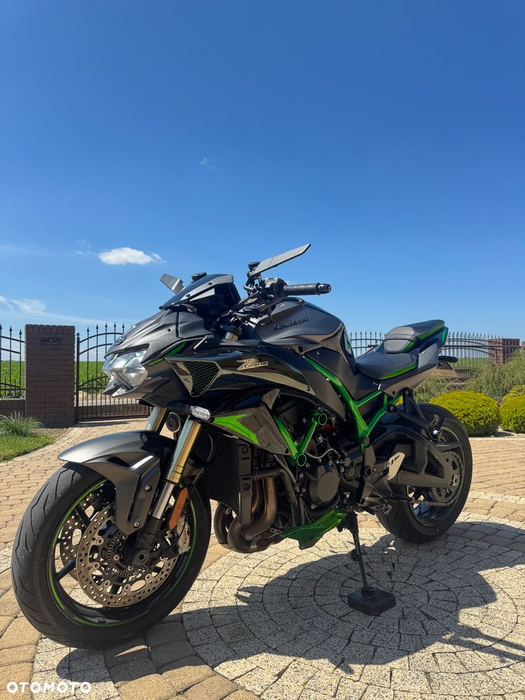 Kawasaki H2 - 3