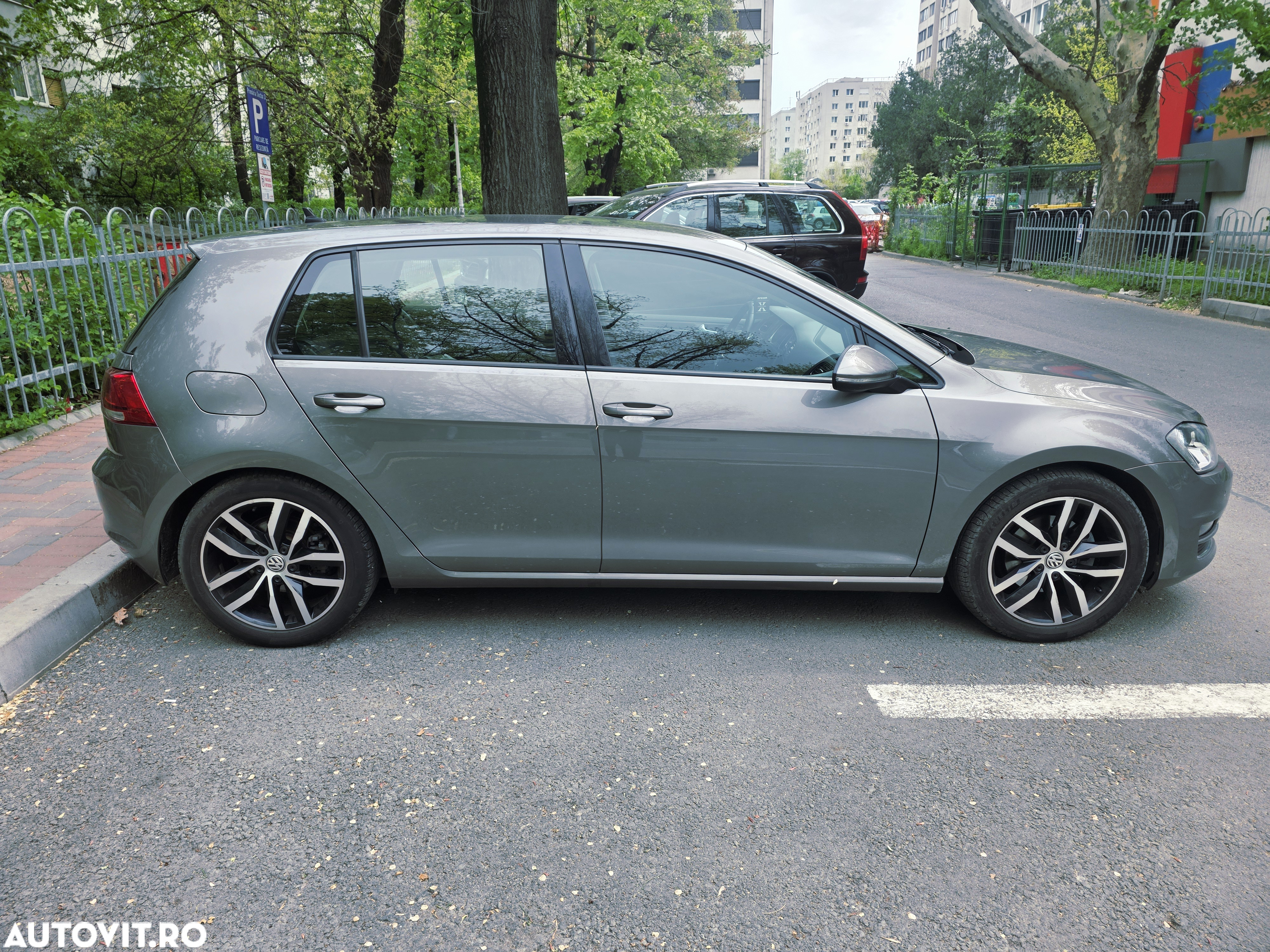 Volkswagen Golf 2.0 TDI DPF BMT DSG Comfortline - 5