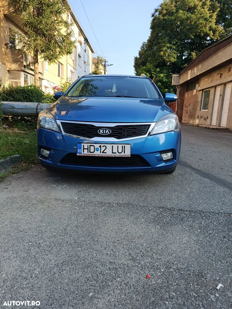 Kia Ceed - 1
