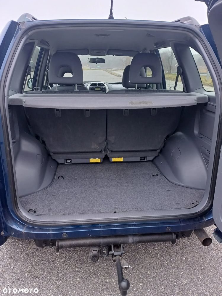 Toyota RAV4 2.0 VVT-i 4x4 - 22