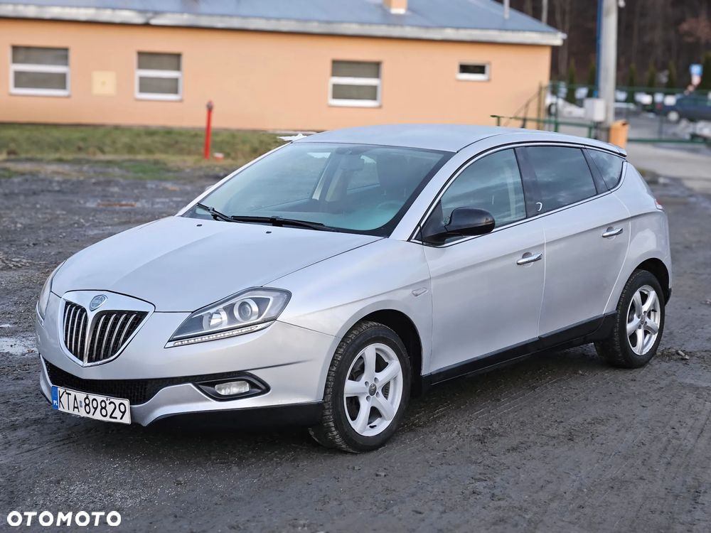 Lancia Delta 1.6 MultiJet 16v Oro - 3