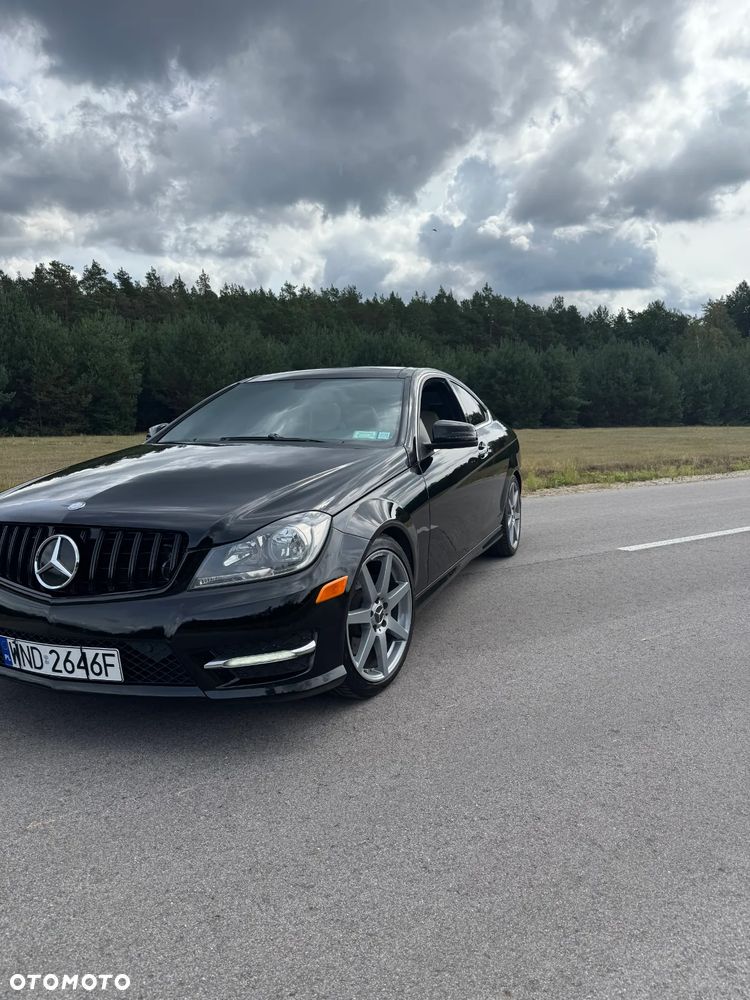 Mercedes-Benz Klasa C 350 Coupe BlueEFFICIENCY 7G-TRONIC Edition 1 - 6