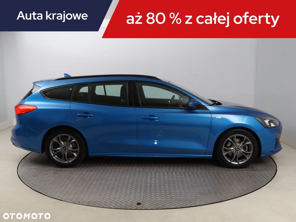 Ford Focus SW - 8
