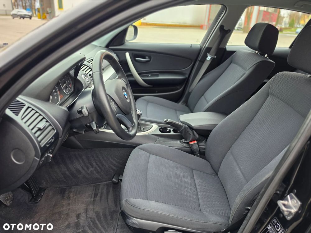 BMW Seria 1 116i Edition Sport - 16