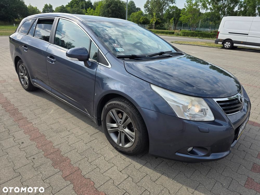Toyota Avensis 2.0 D-4D Sol plus+NAVI - 5