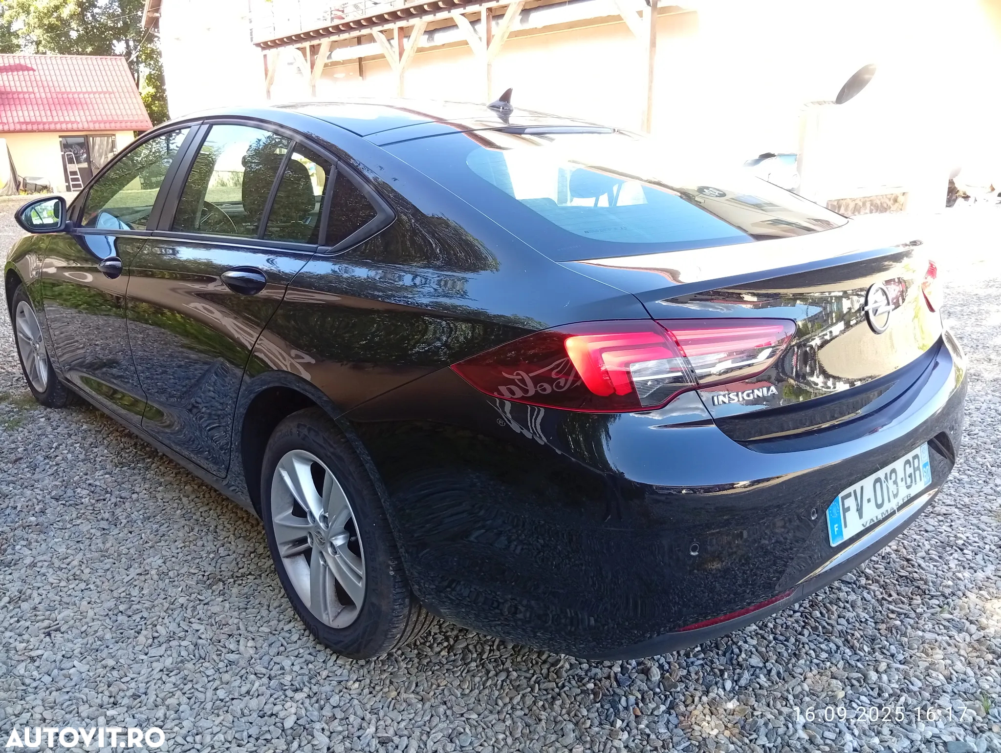 Opel Insignia Grand Sport 1.5 Diesel Business Edition - 3