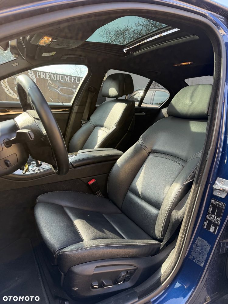 BMW Seria 5 520d Efficient Dynamics Edition - 22