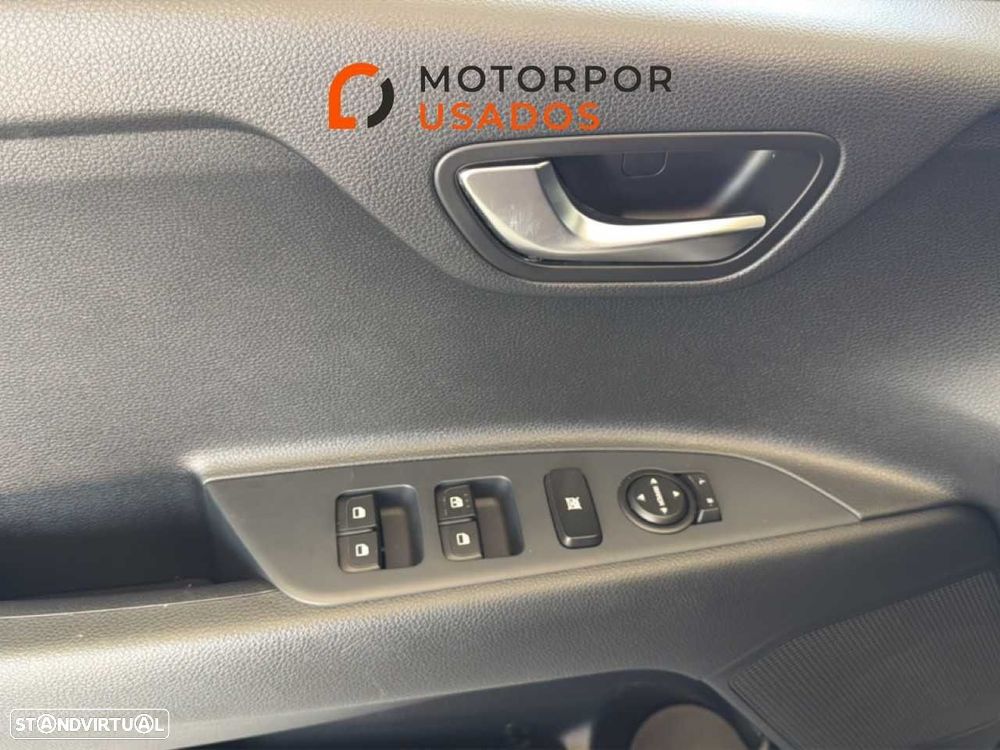 Kia Stonic 1.2 Dynamic — fotografia 13