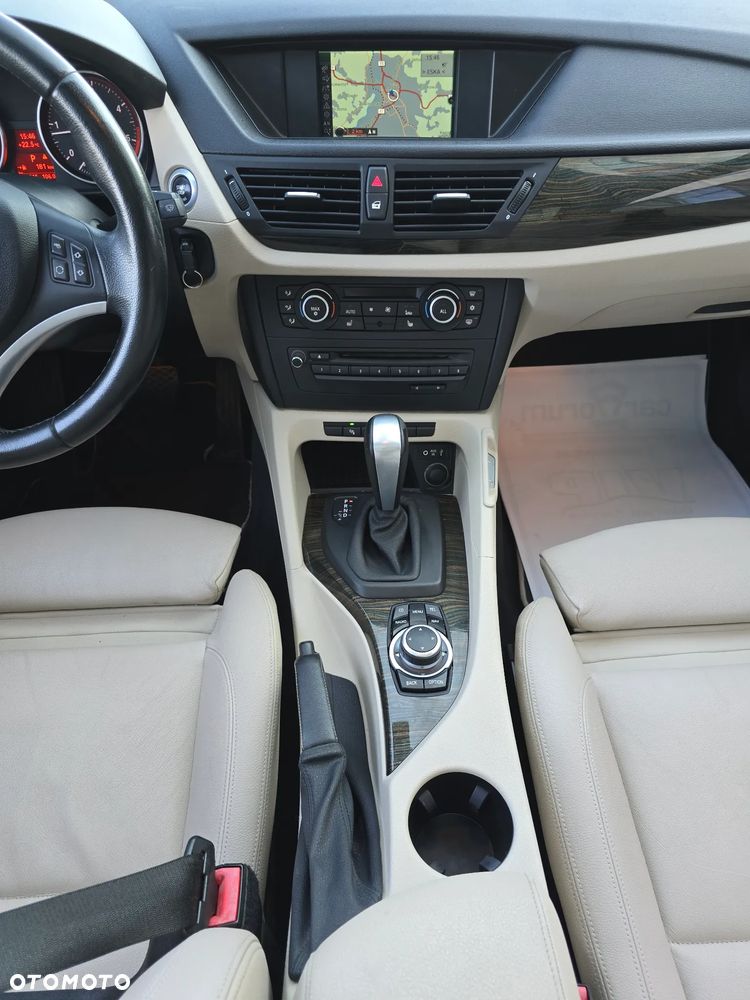 BMW X1 xDrive20d - 25