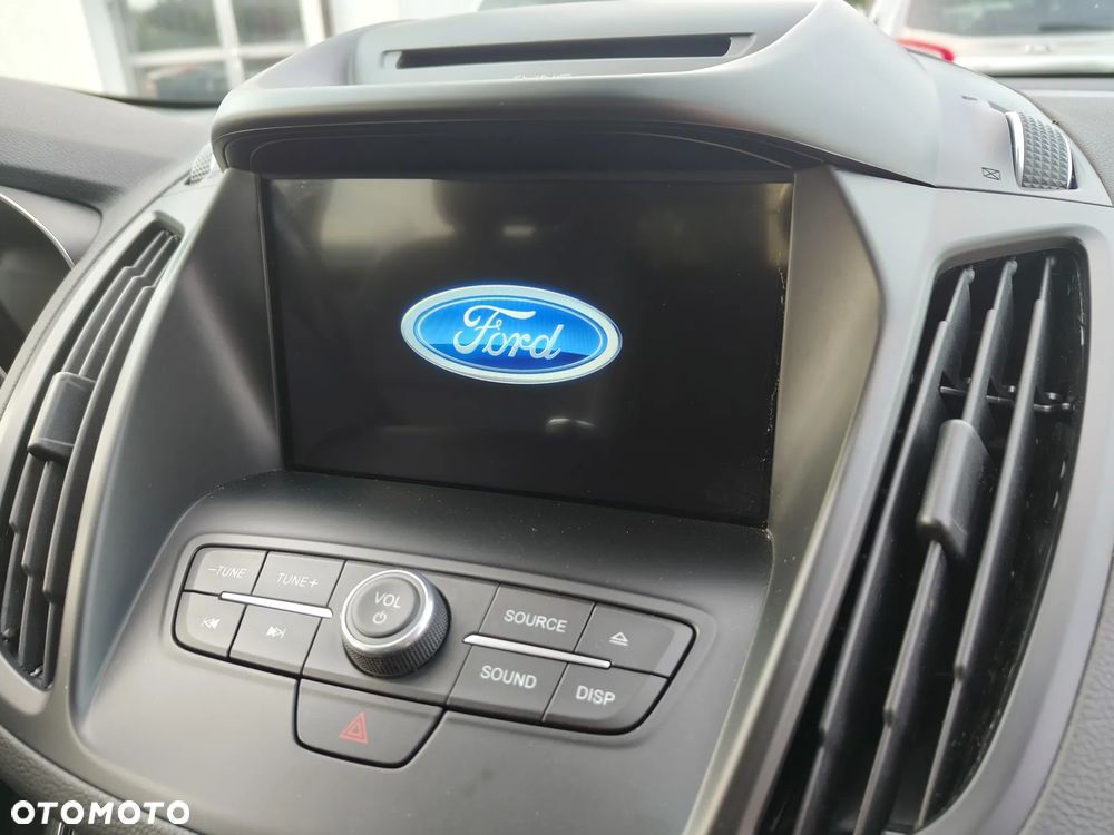 Ford Kuga 2.0 TDCi 4x4 Titanium - 24