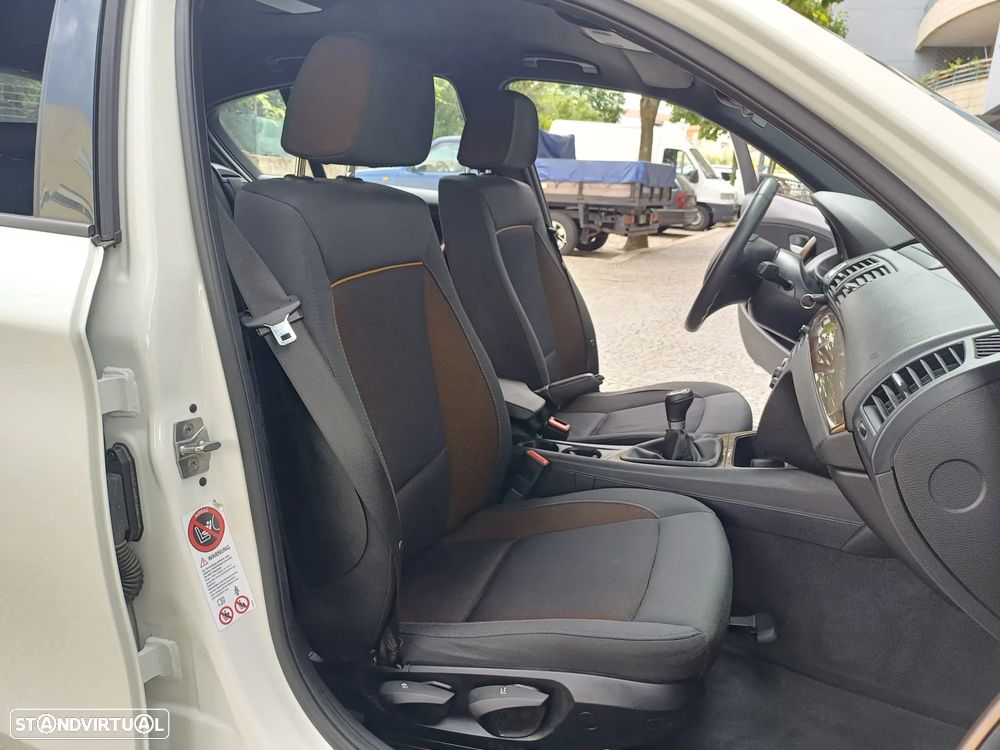 BMW 118 i Exclusive - 29