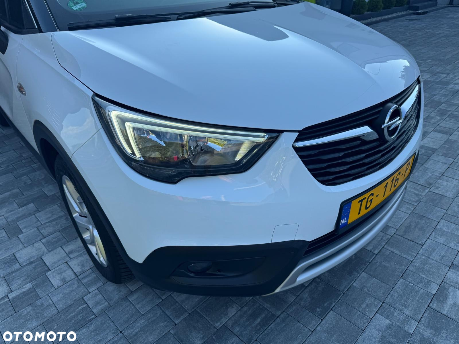 Opel Crossland X 1.2 Innovation - 16