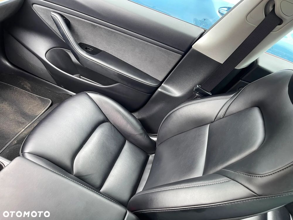 Tesla Model 3 Langstreckenbatterie Allradantrieb Dual Motor - 23