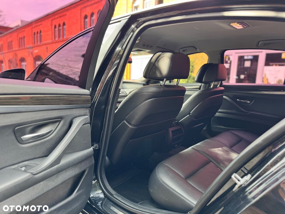 BMW Seria 5 - 33