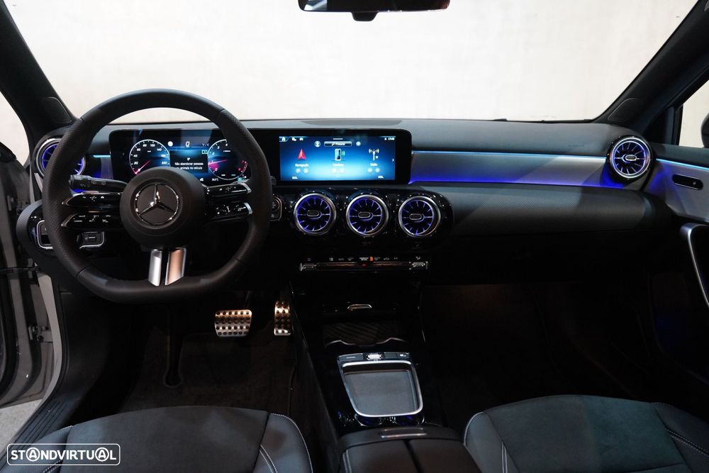 Mercedes-Benz A 200 - 36