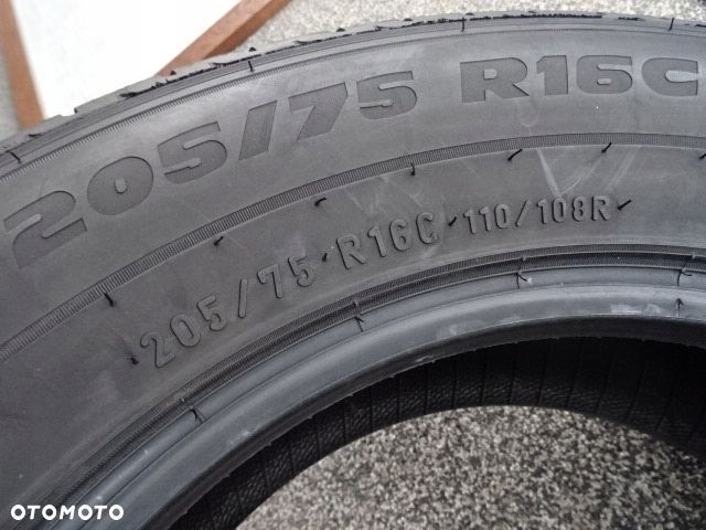 205/75/R16C 110/108R PIRELLI CARRIER - 7