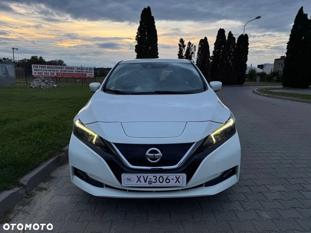 Nissan Leaf - 12