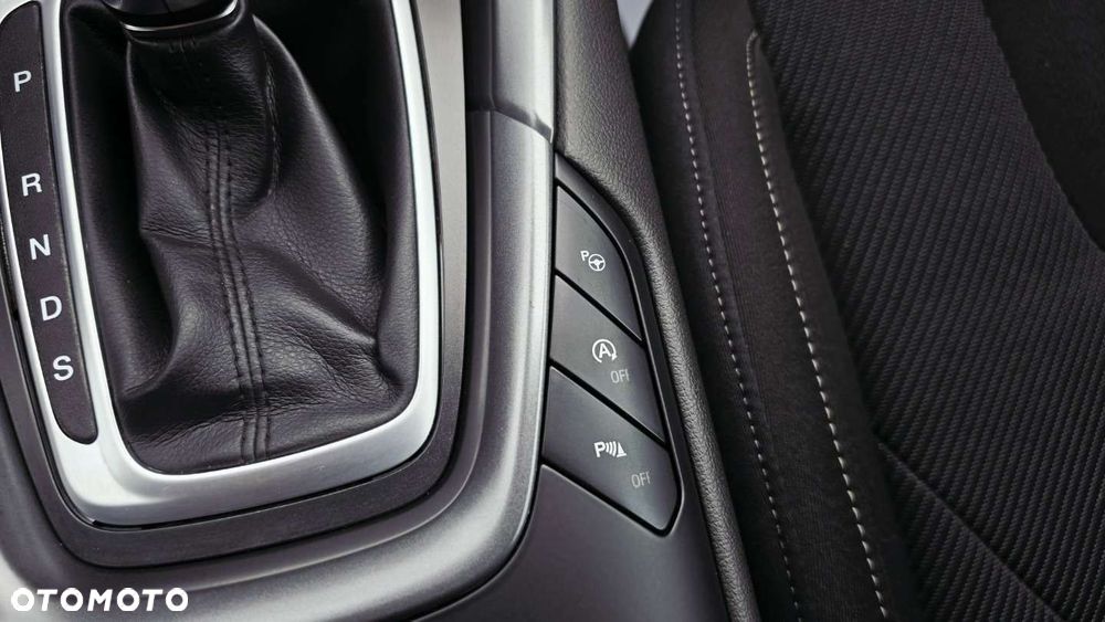 Ford Mondeo - 19