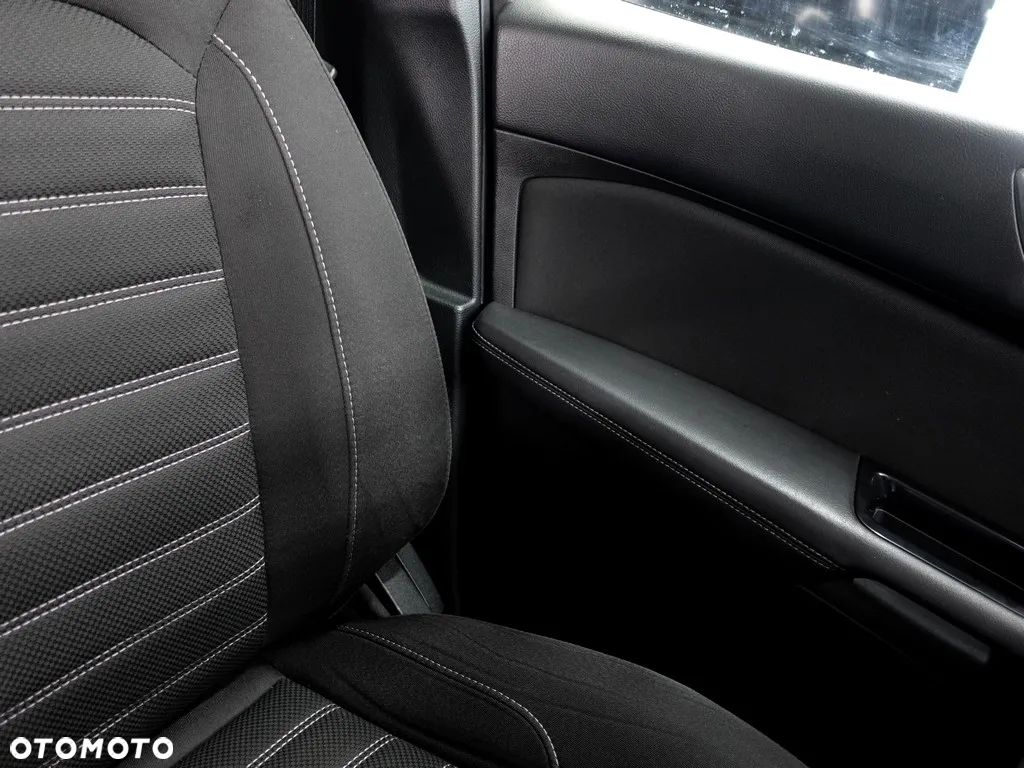 Ford Galaxy 2.0 TDCi Titanium - 17
