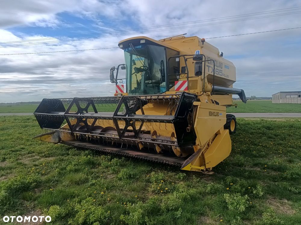 New Holland TX 65 Plus - 35