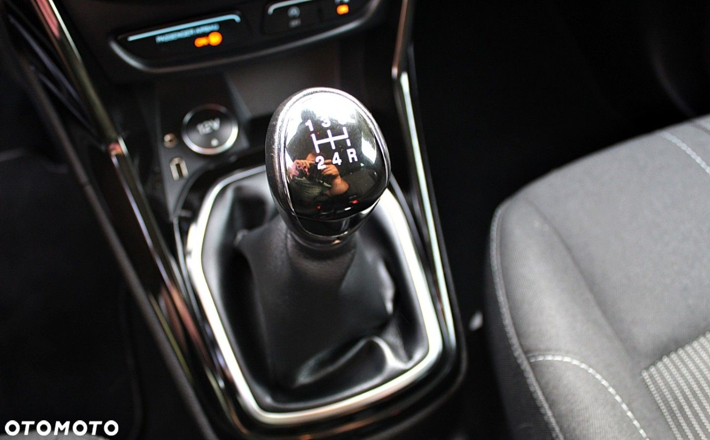 Ford B-MAX - 22