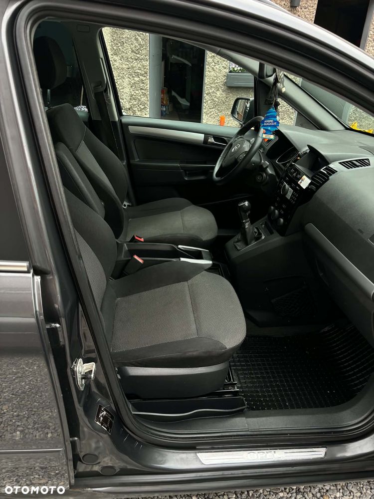 Opel Zafira 1.7 CDTI - 20