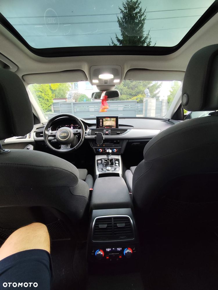 Audi A6 Avant - 16
