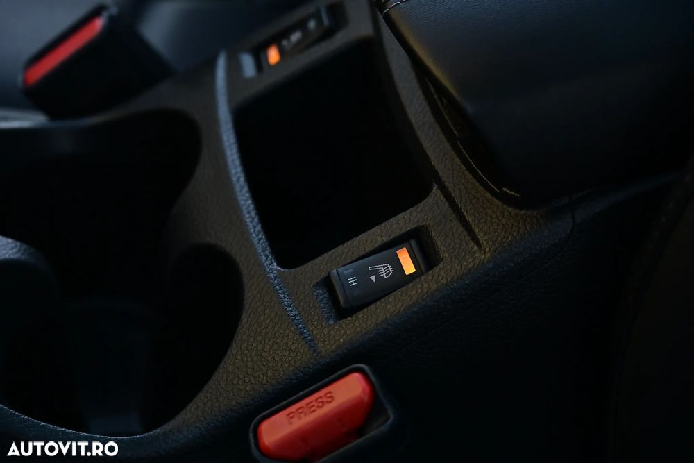 Nissan Qashqai 1.7 dCi Xtronic ALL-MODE 4x4i TEKNA+ - 11