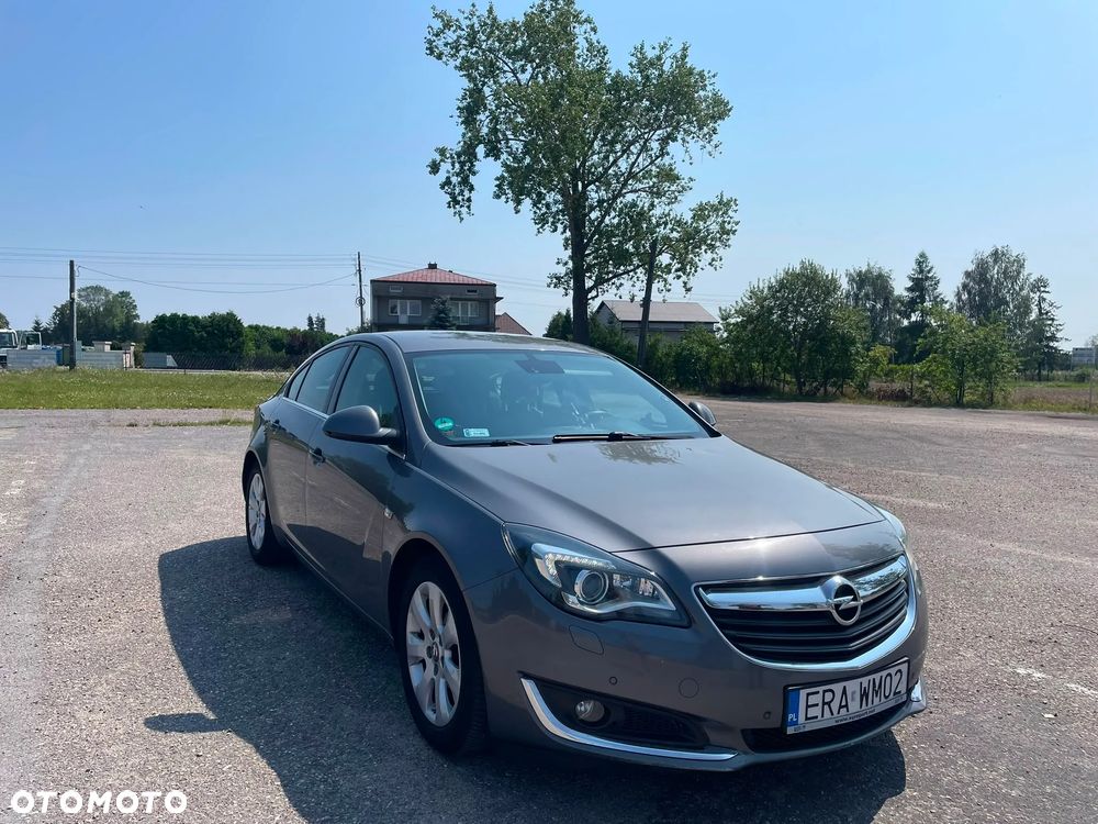 Opel Insignia - 1