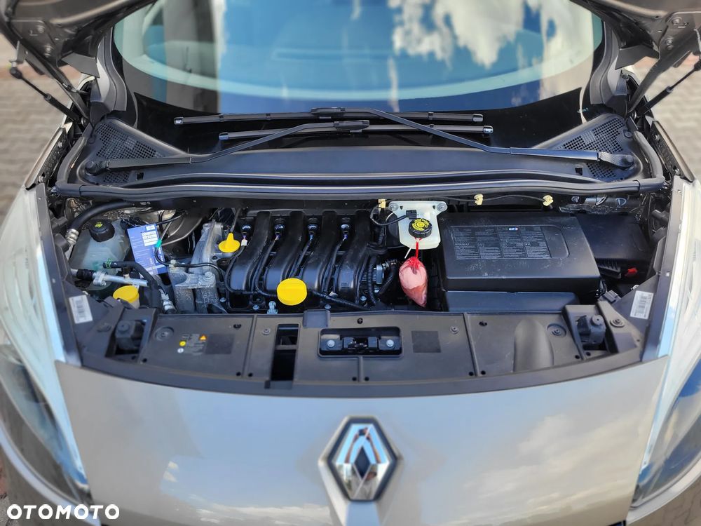 Renault Scenic 1.6 16V 110 TomTom Edition - 29