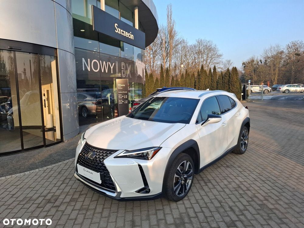 Lexus UX - 1