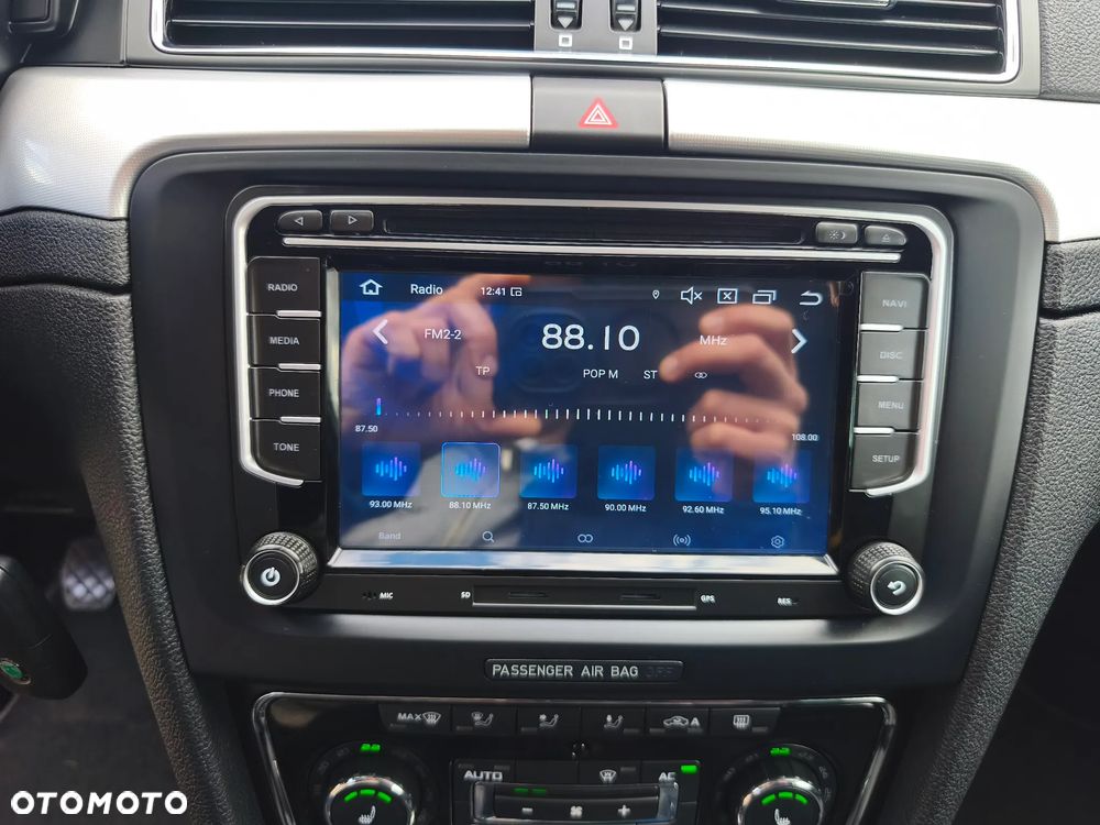 Skoda Superb 1.8 TSI FAMILY - 25