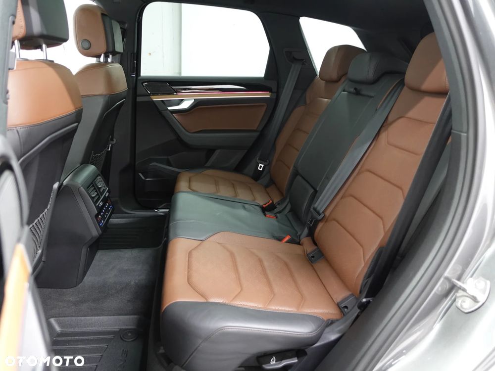 Volkswagen Touareg 4.0 V8 TDI SCR 4Motion Automatik - 20