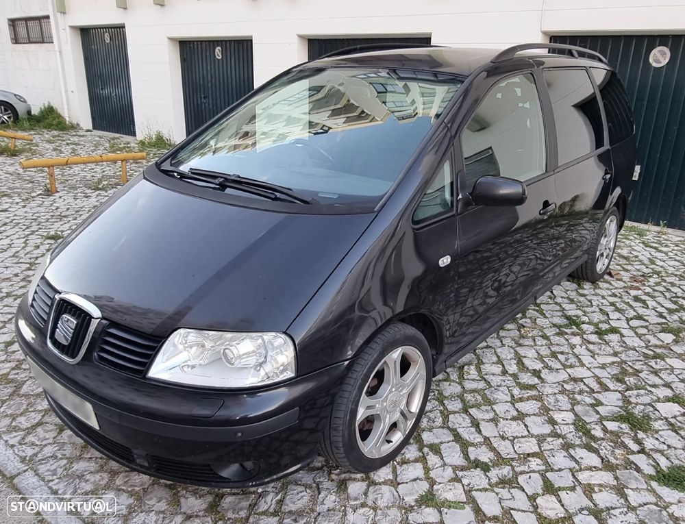 SEAT Alhambra 2.0 TDI DPF Sport - 4