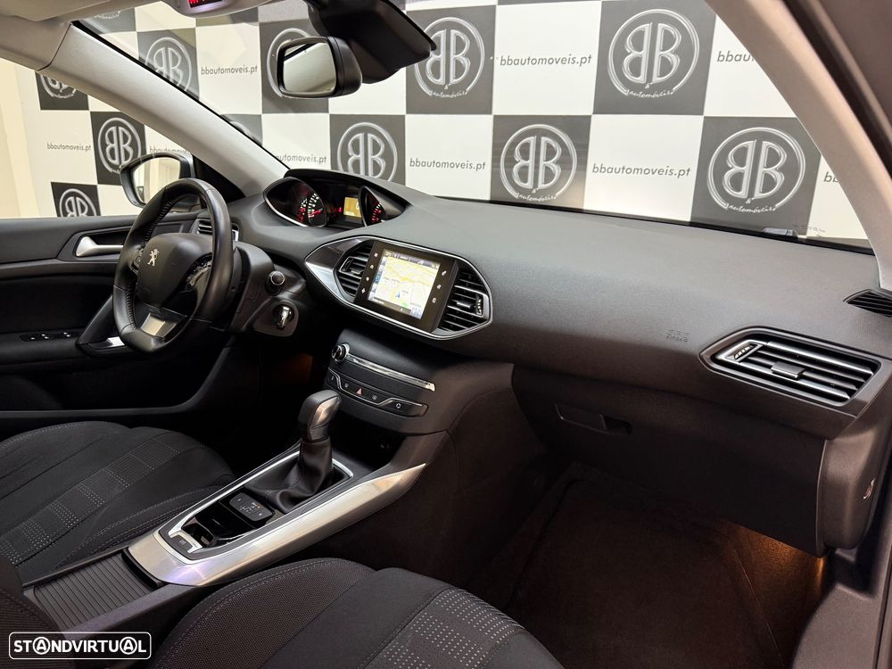 Peugeot 308 PureTech 130 EAT6 Stop & Start Allure - 15